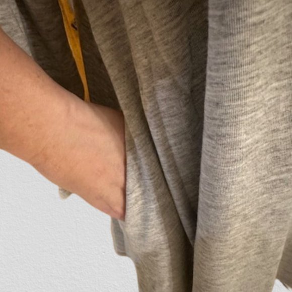 Grey Keyhole Dress  (2) - Picture 7 of 8